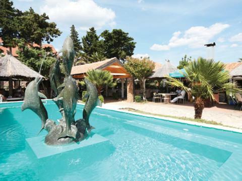 The Movie Resort Aparthotel Tribalj Εξωτερικό φωτογραφία